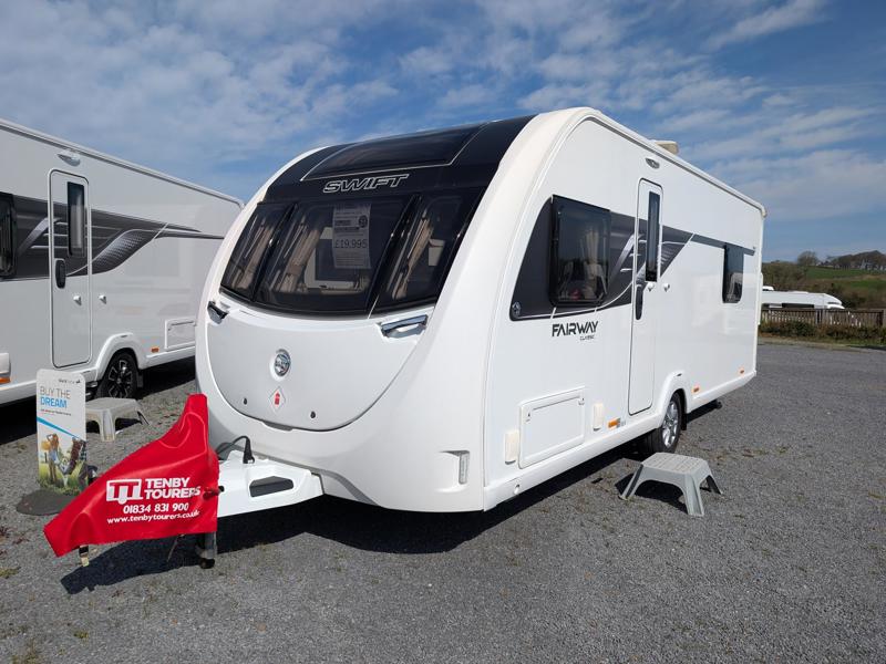 SWIFT FAIRWAY CLASSIC 560 For Sale