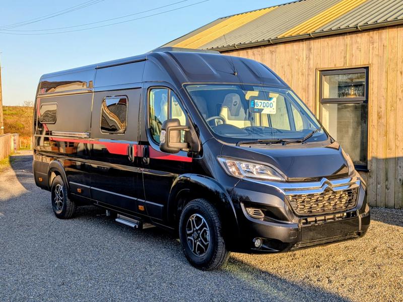 PILOTE V630J For Sale