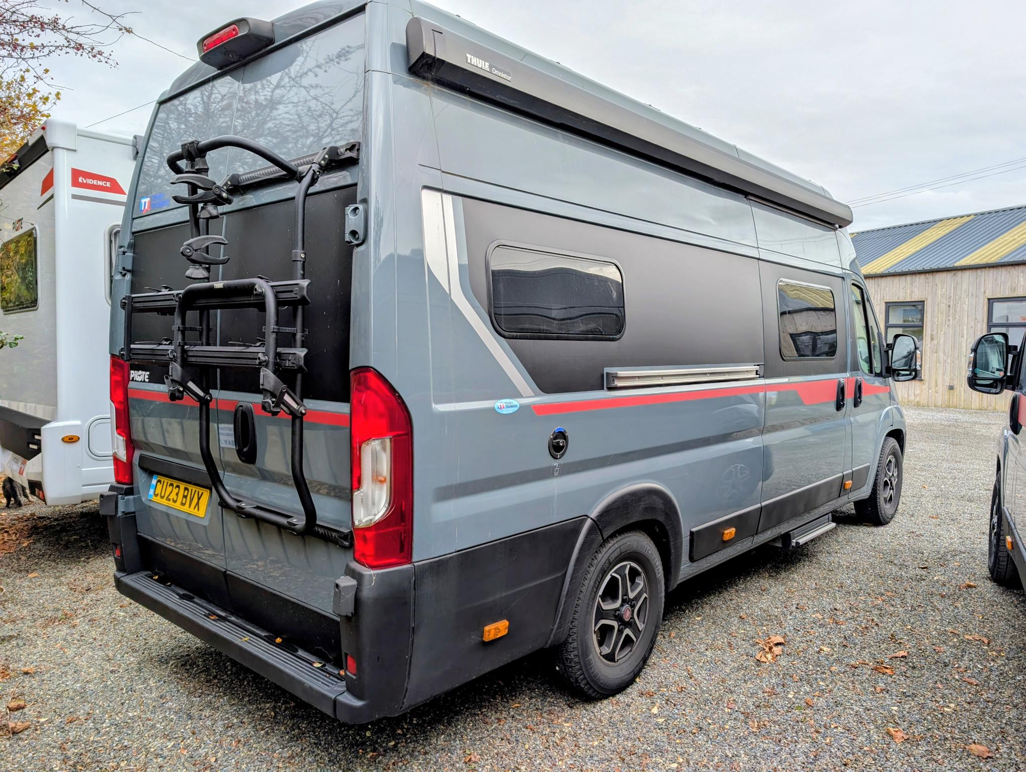 PILOTE V633M PREMIUM AUTOMATIC For Sale Thumb